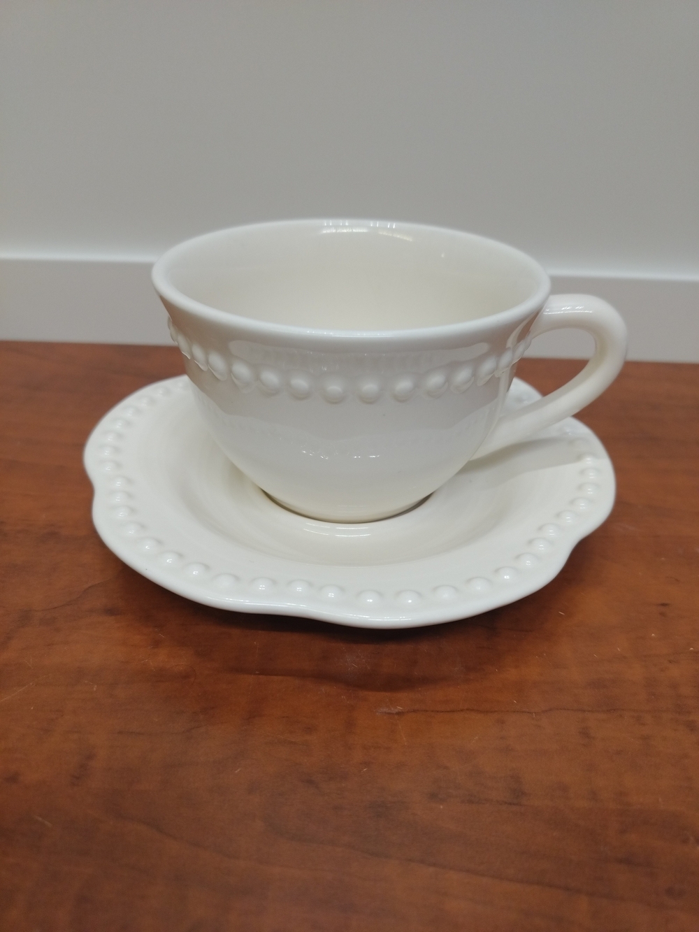 Pottery Barn Emma Beaded Collection White Stoneware Teacup and Saucer. Set Of 4